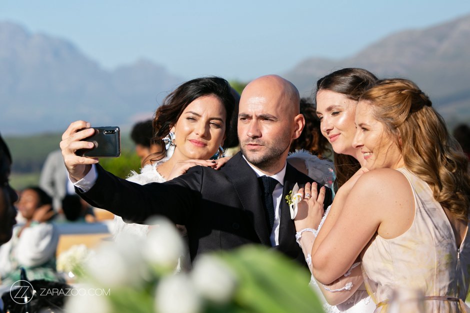 ZaraZoo Wedding Photography